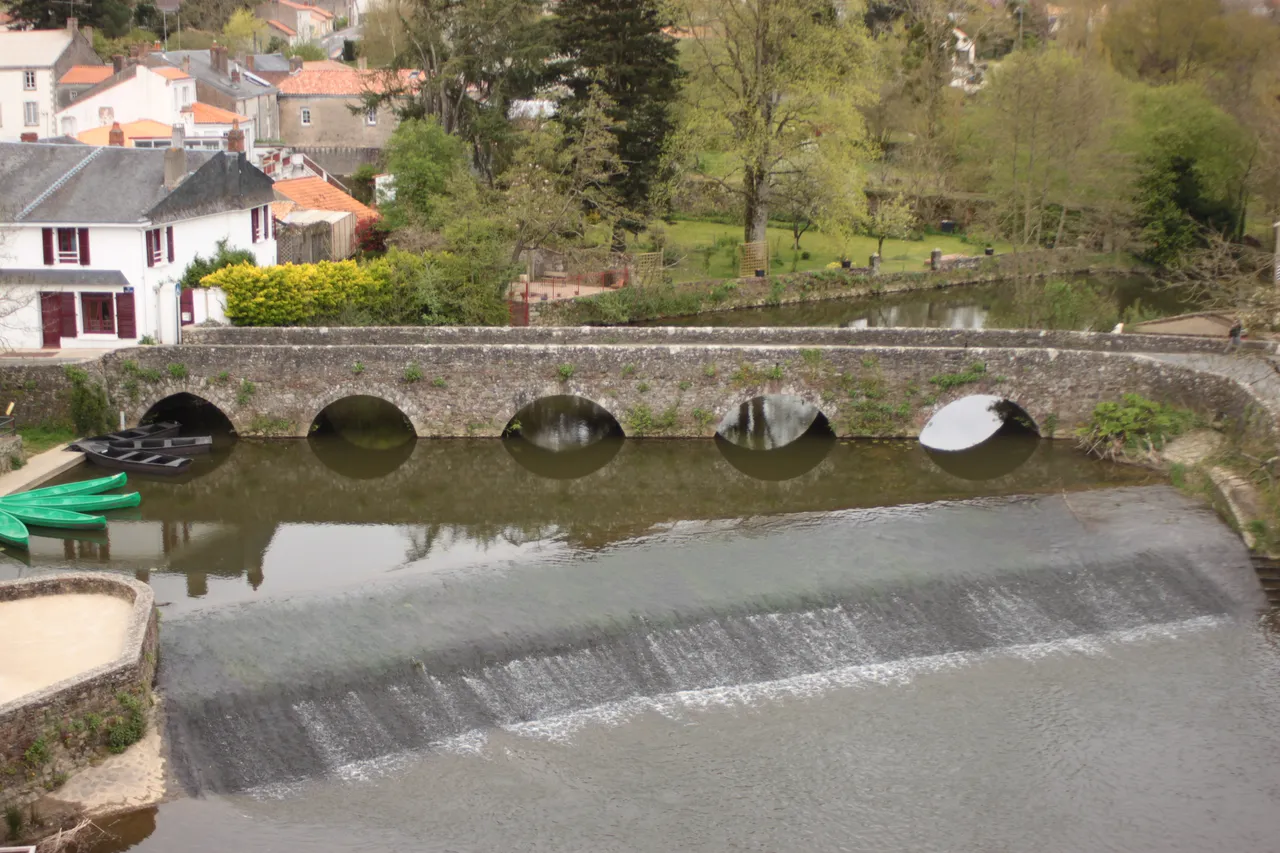 Pont sur La Boulogne sur le C.D. 7