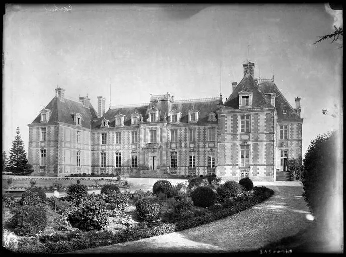 Château de Carheil (ancien)