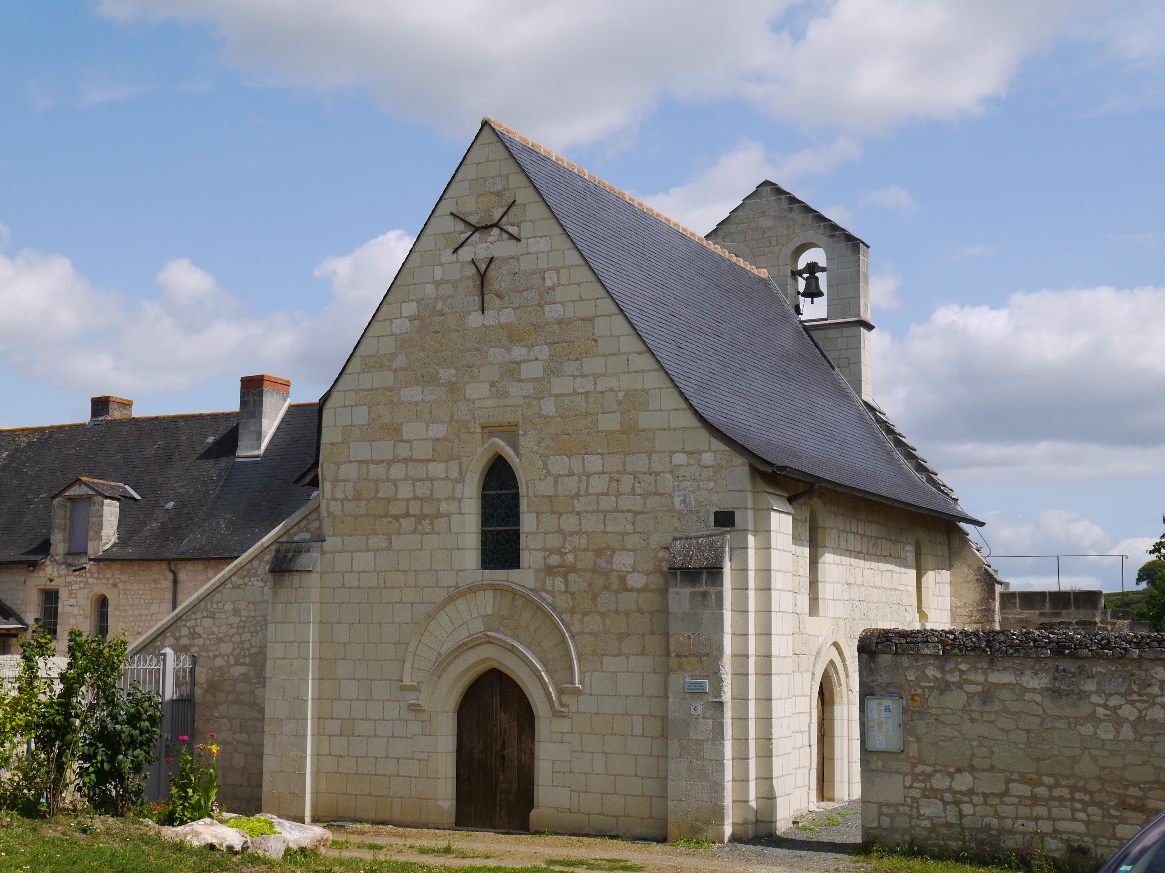 Eglise Saint-Pierre de Artannes-sur-Thouet