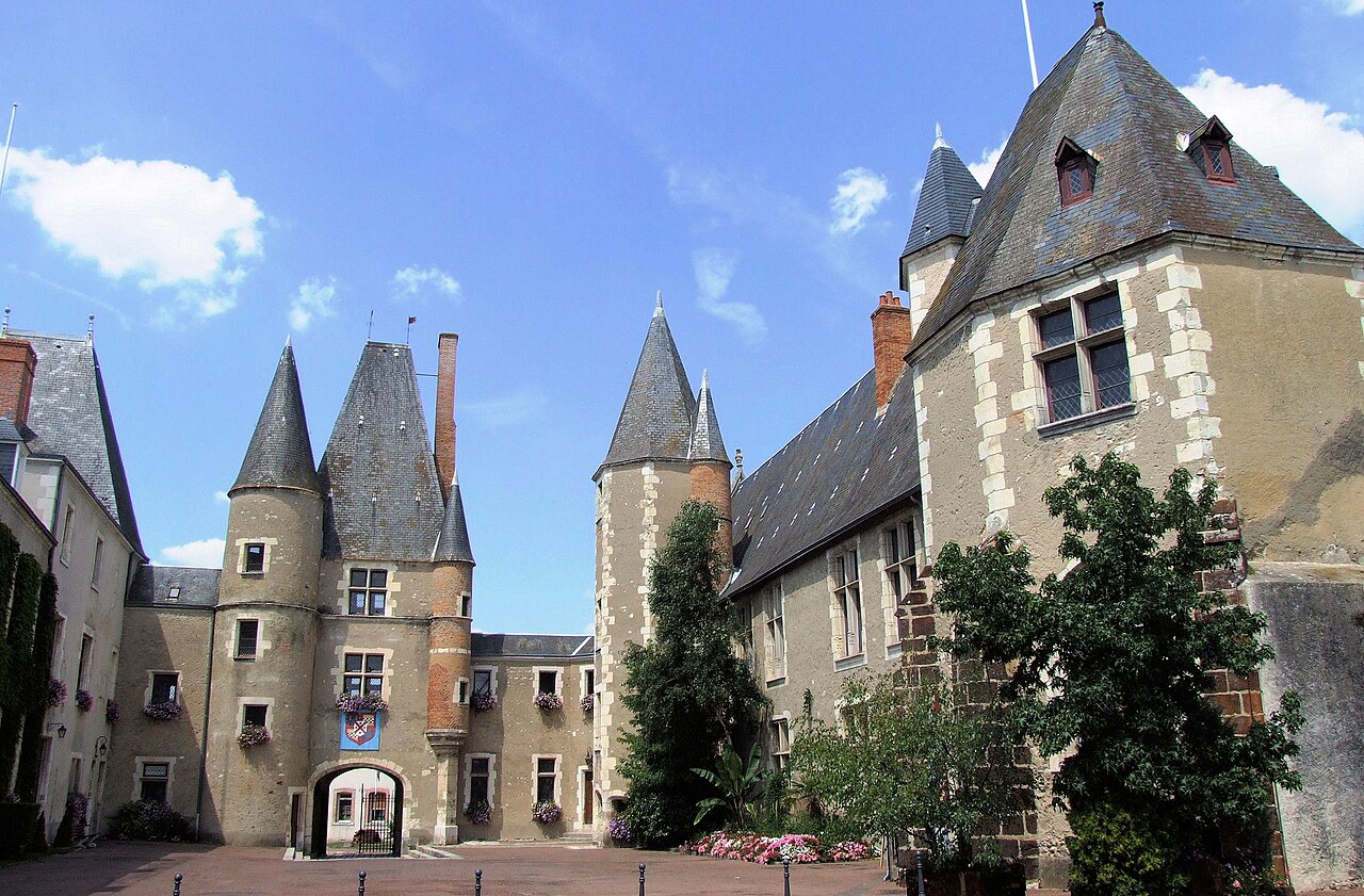 Château de Aubigny-sur-Nère