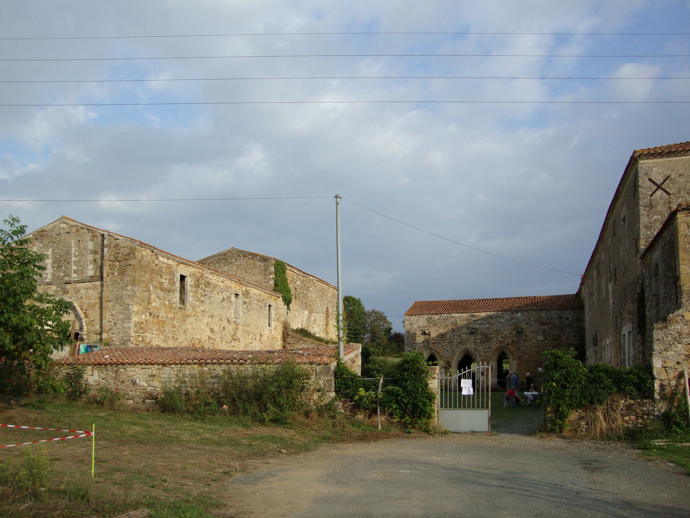 Abbaye de Trizay (ancienne)