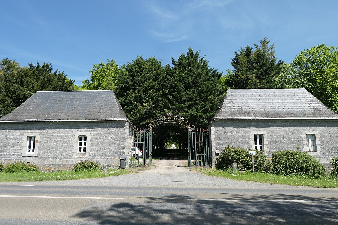 Château de Poligny de Forcé