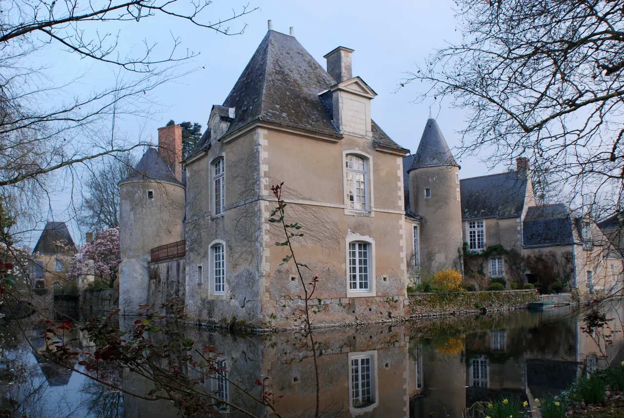 Manoir de Venevelles de Luché-Pringé
