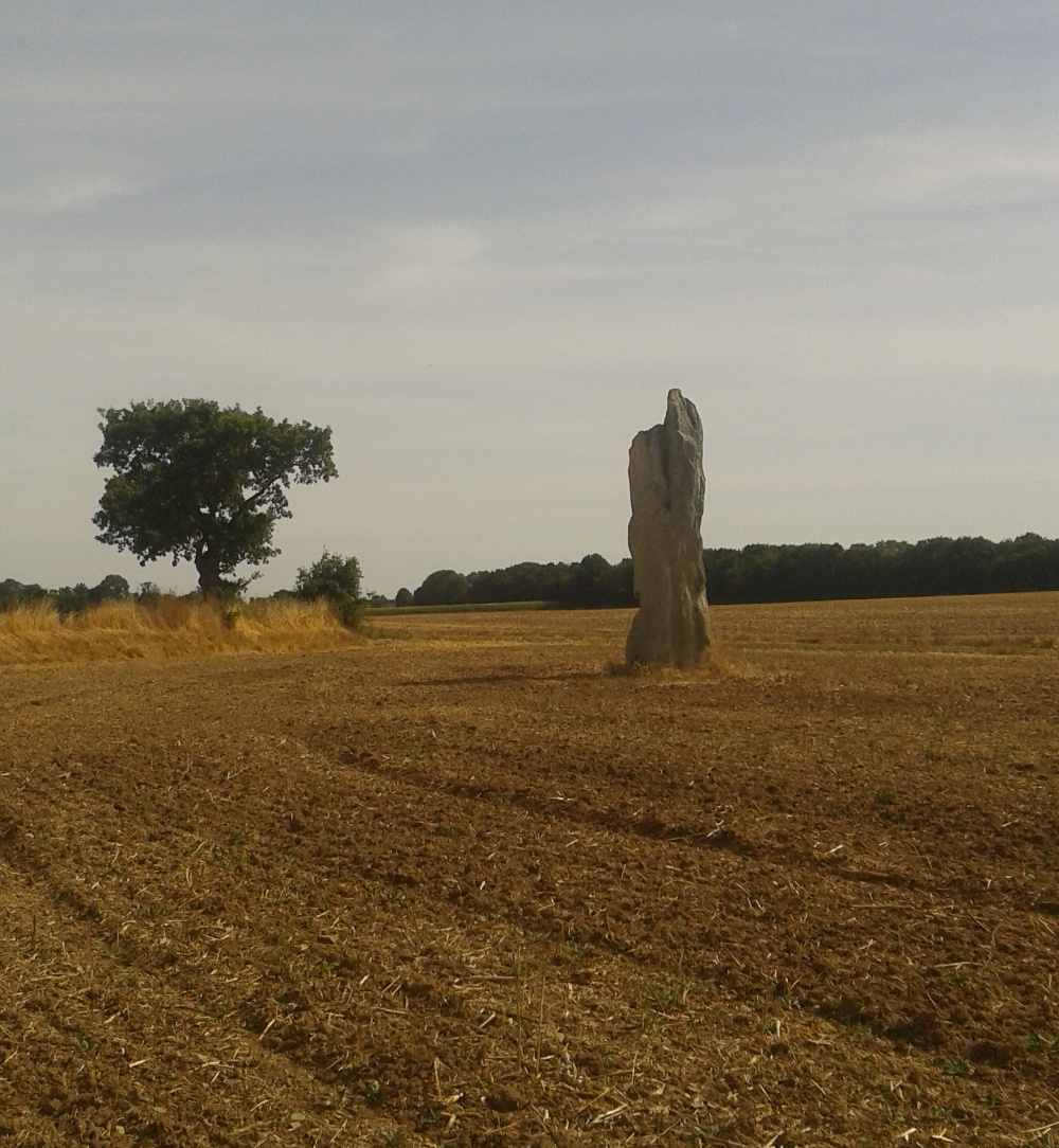 Menhir de la Hune de Bazougers