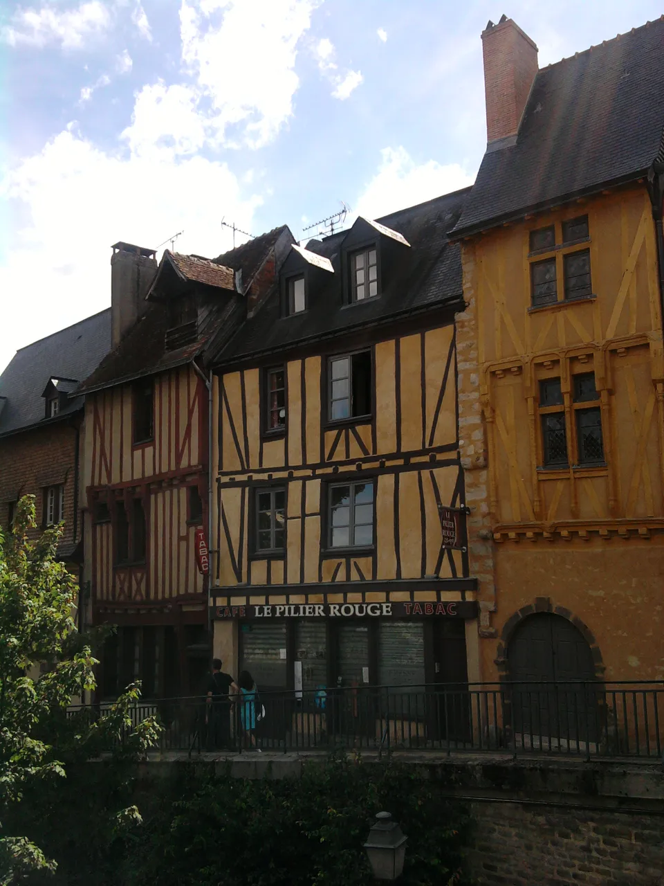 Maison du 16e siècle à pans de bois
