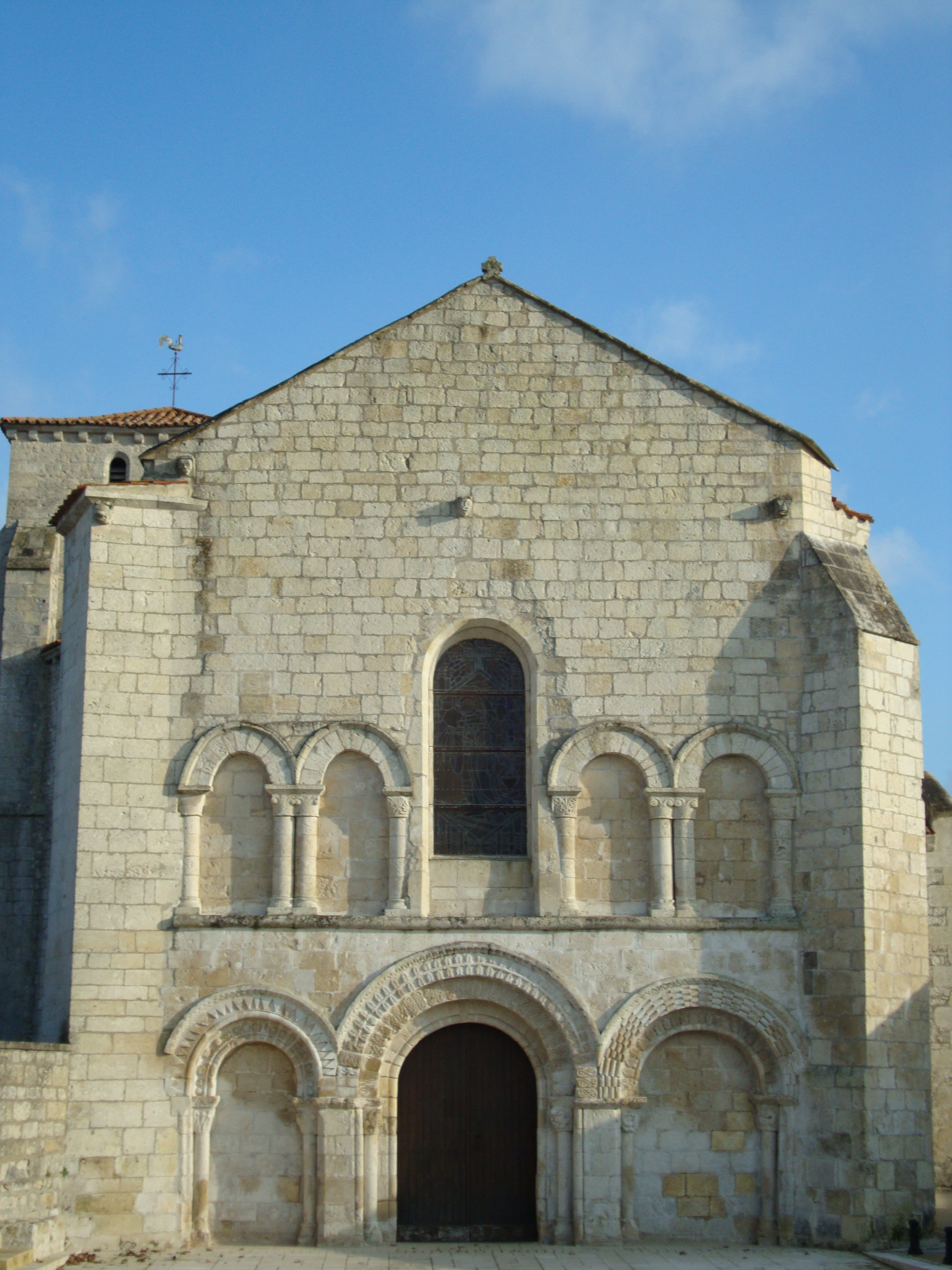 Eglise de Fontaines