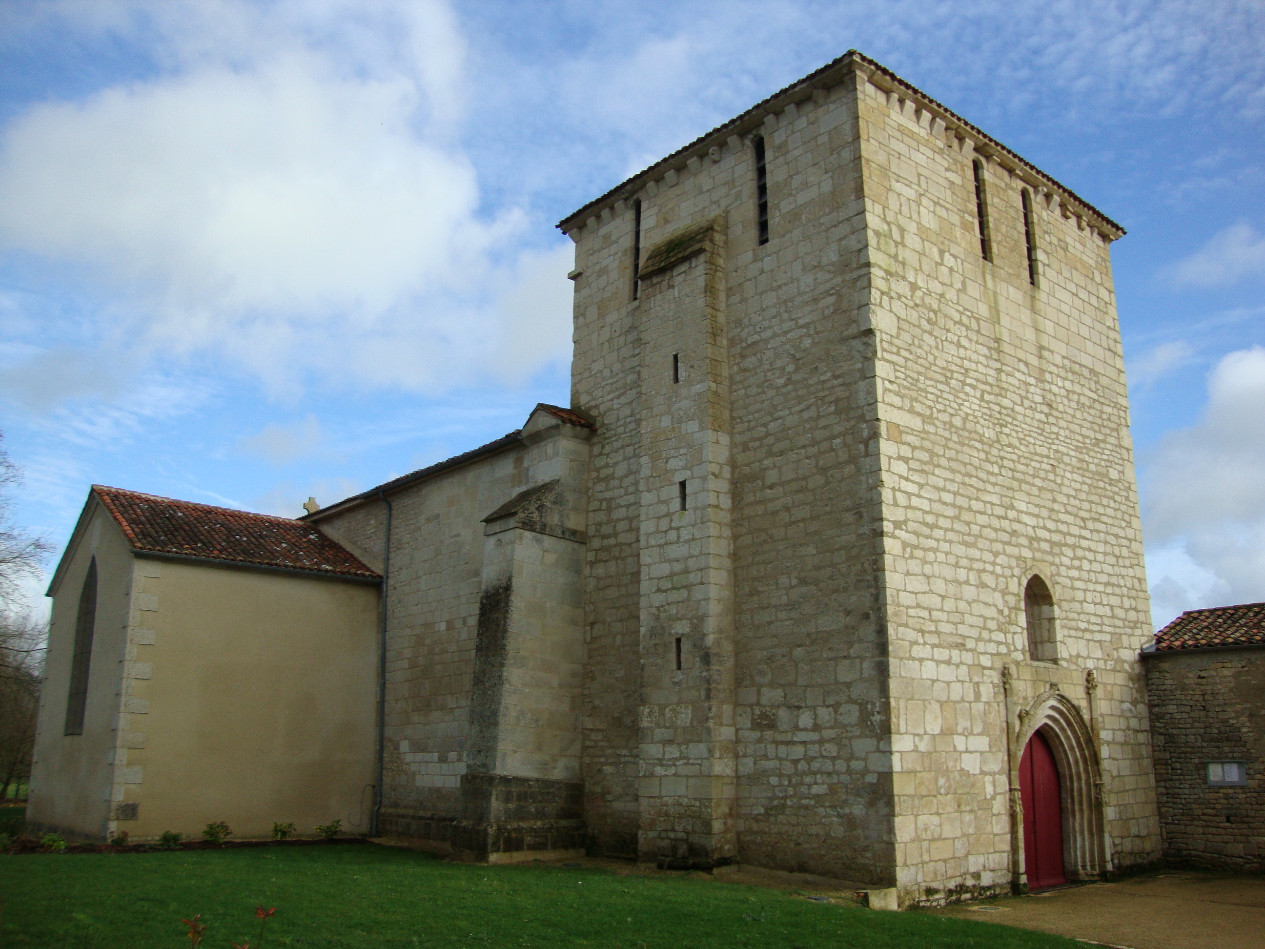 Eglise de Xanton-Chassenon