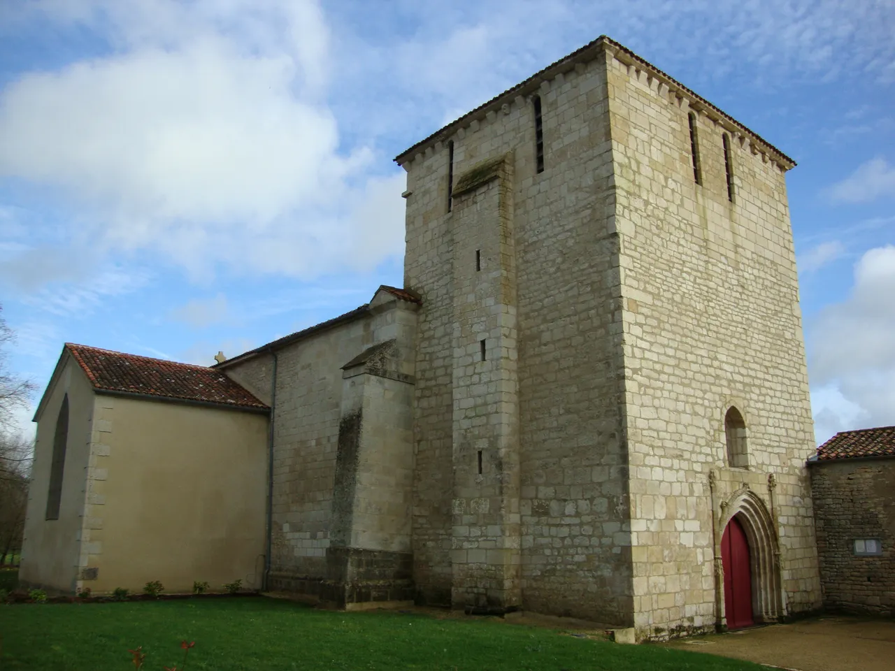 Eglise de Xanton-Chassenon
