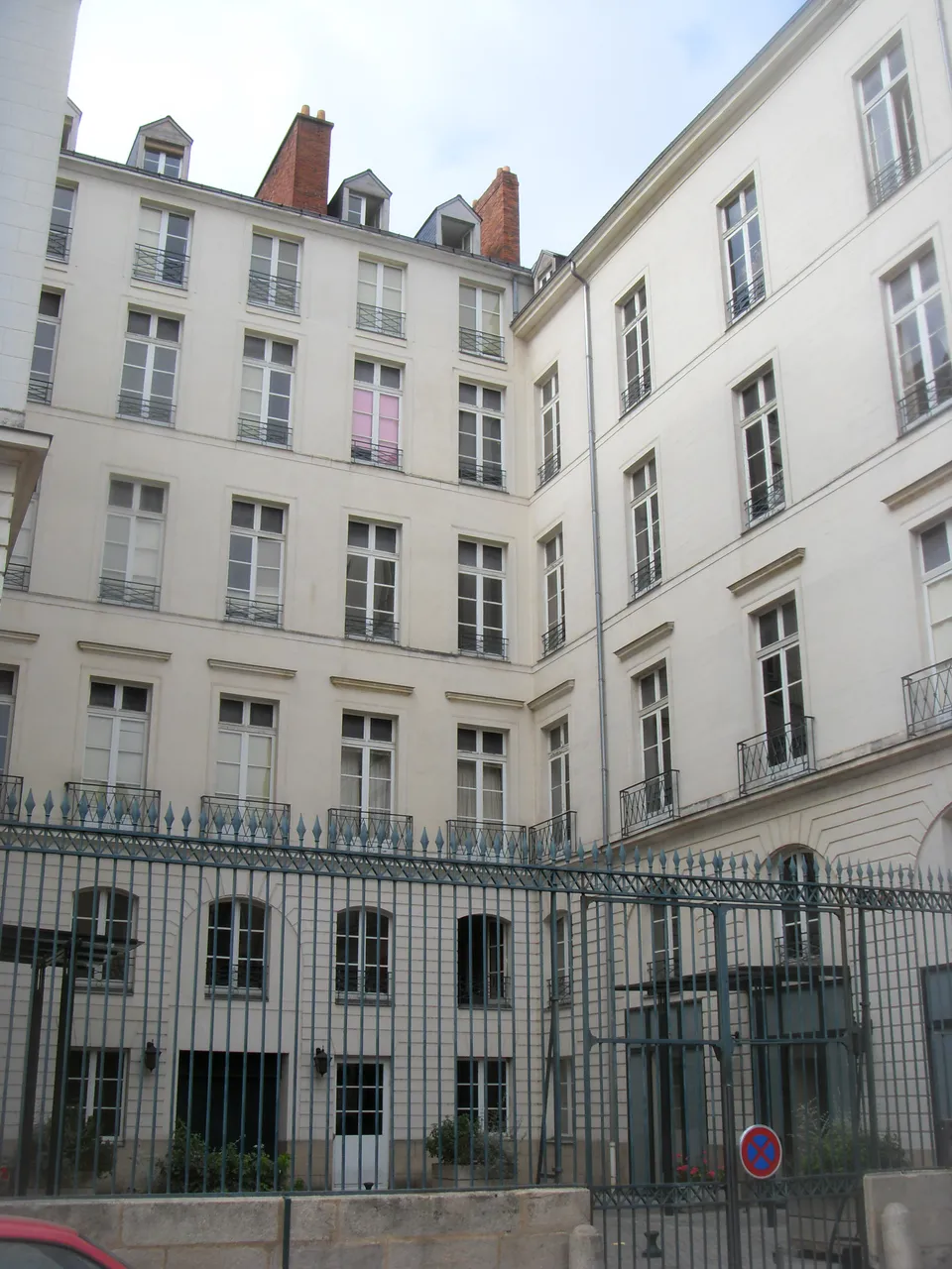 Immeuble sur cours Cambronne