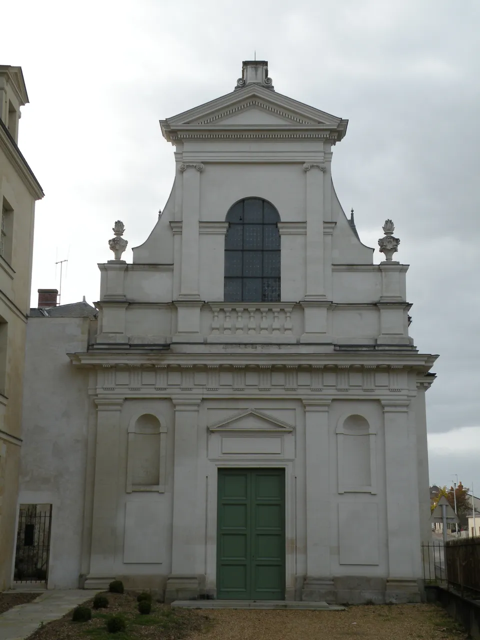 Ancien couvent des Ursulines de la Davrays ou ancienne caserne Rohan